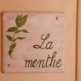 [:de]La Menthe[:]